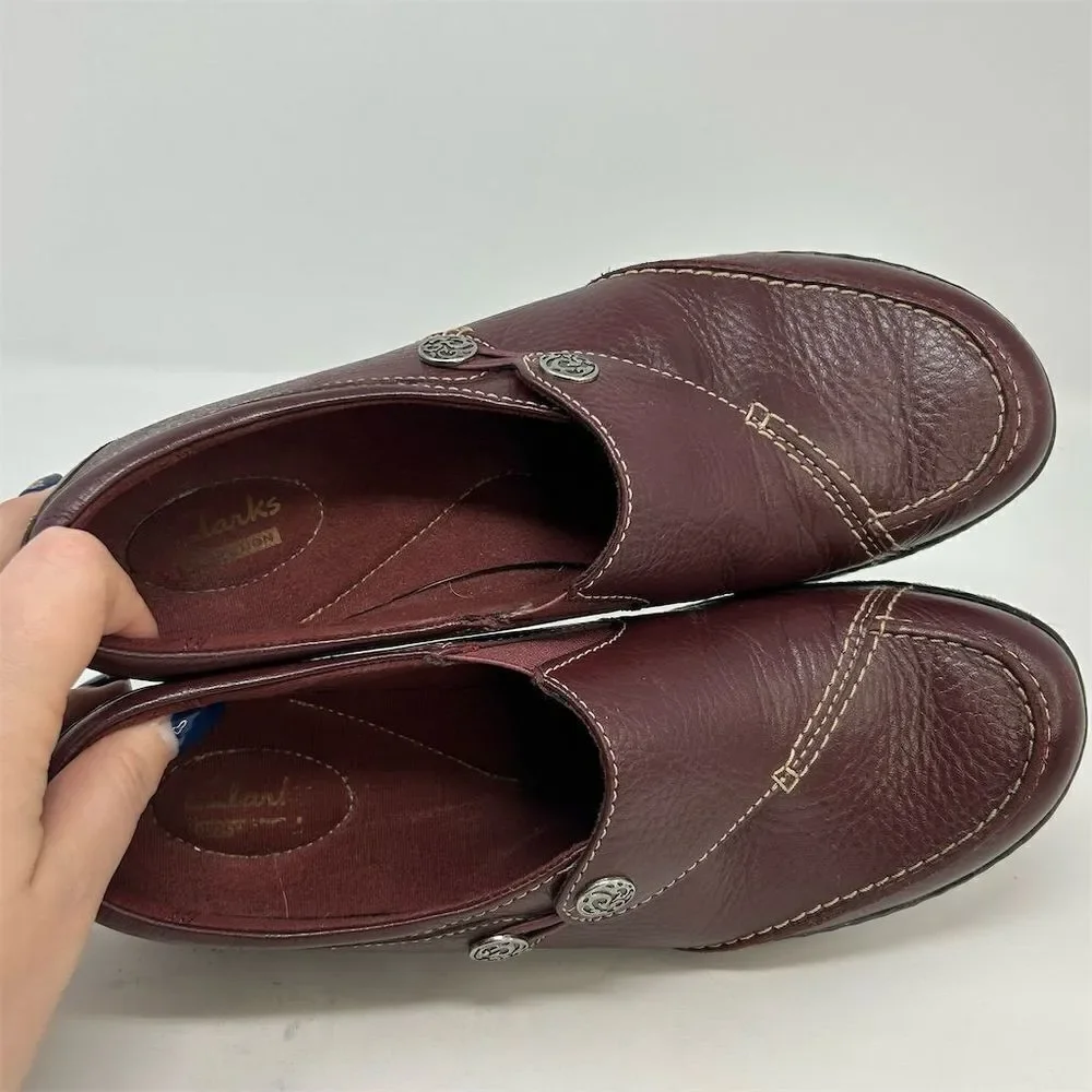 Clarks Women's Rich Burgundy Red Leather Loafers Size 9.5 Narrow Casual Flats